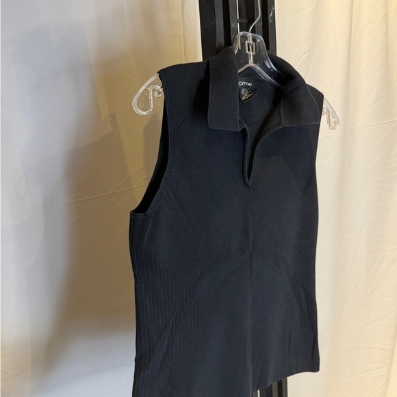 Croft & Barrow‎ Black Sleeveless Tank Top - Picture 2 of 4